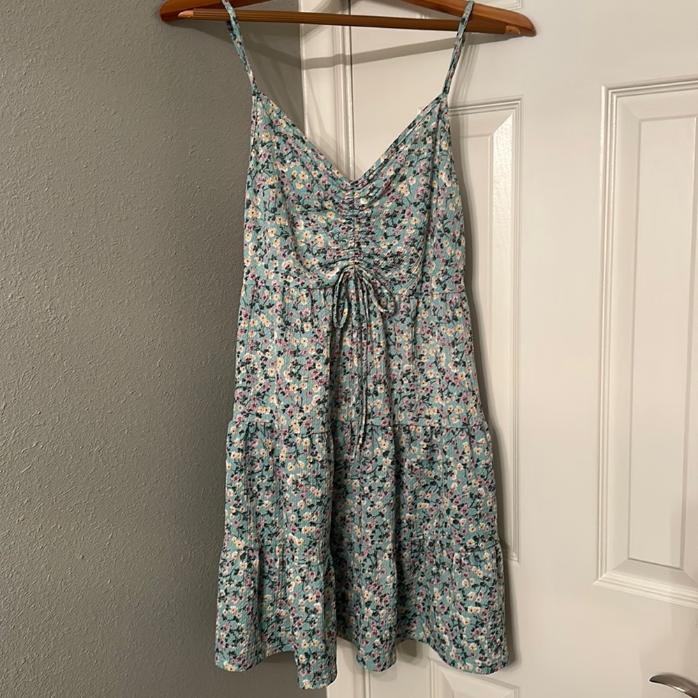 NWT!! Lush floral dress, size small